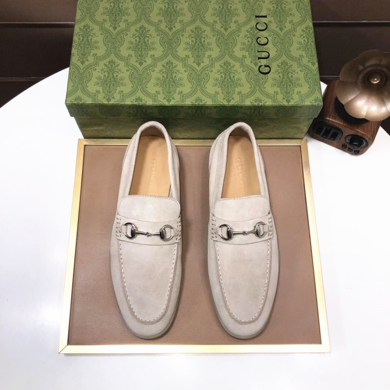 G*u*i leather shoes